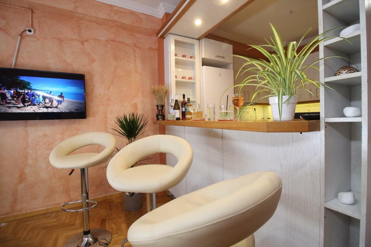 Best Location New Apartment At Acropolis Athena Bagian luar foto
